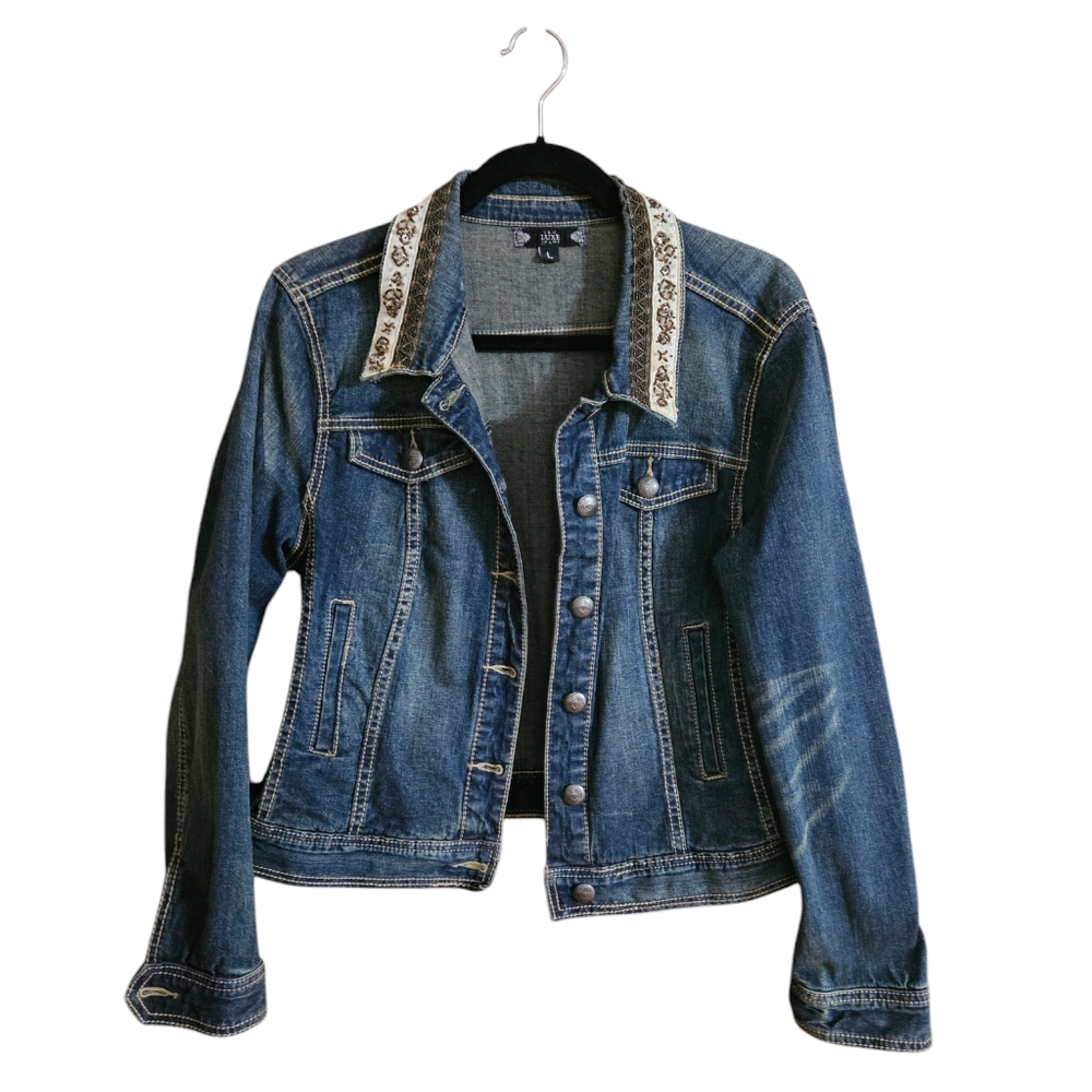 True Luxe Jeans Embroidered Beaded Collar Jean Jacket L